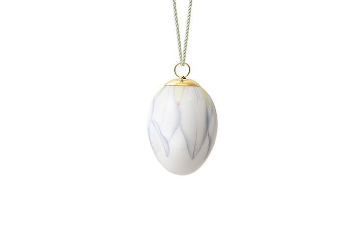 Easter Egg - Poet Daffodil Petal